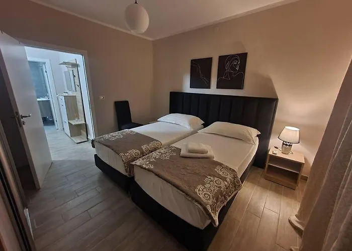 Apartment Brian's In *